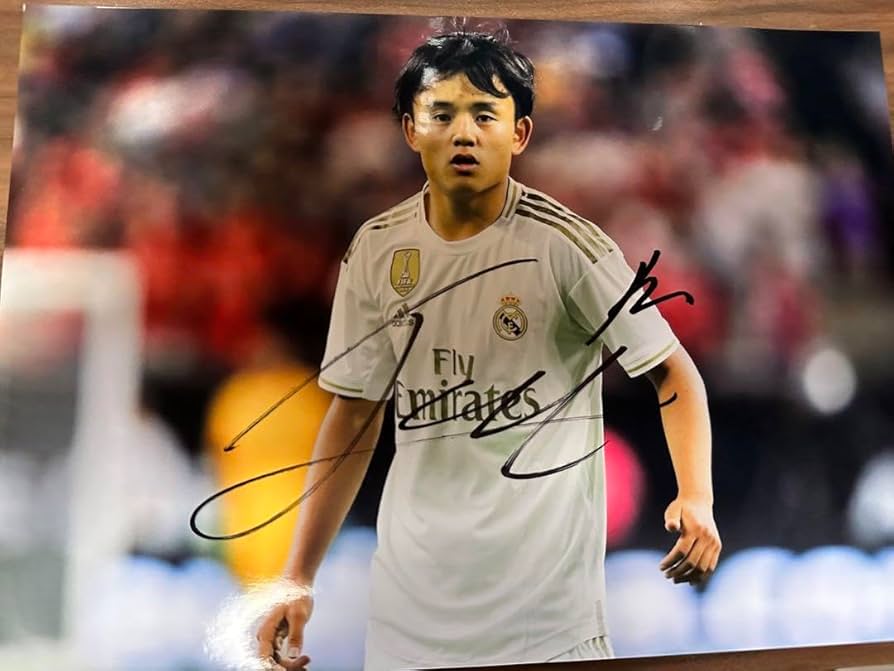 Amazon.co.jp: サッカー 久保建英 直筆サインフォト レアル時代 写真