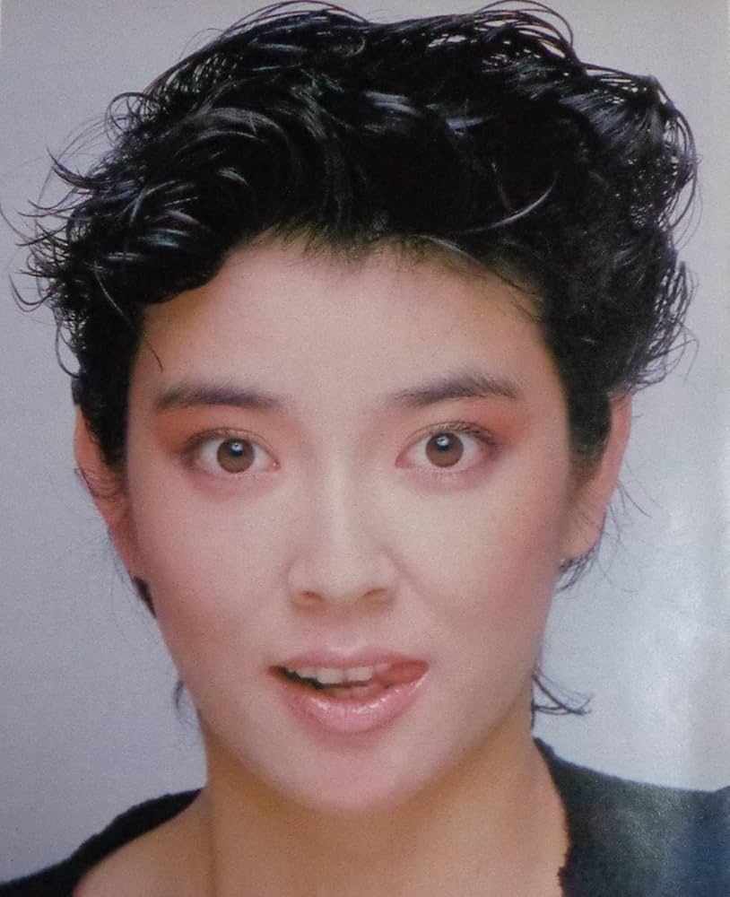 Amazon.co.jp: ViVi ヴィヴィ 創刊号 1983年7月号 表紙：キャンディ