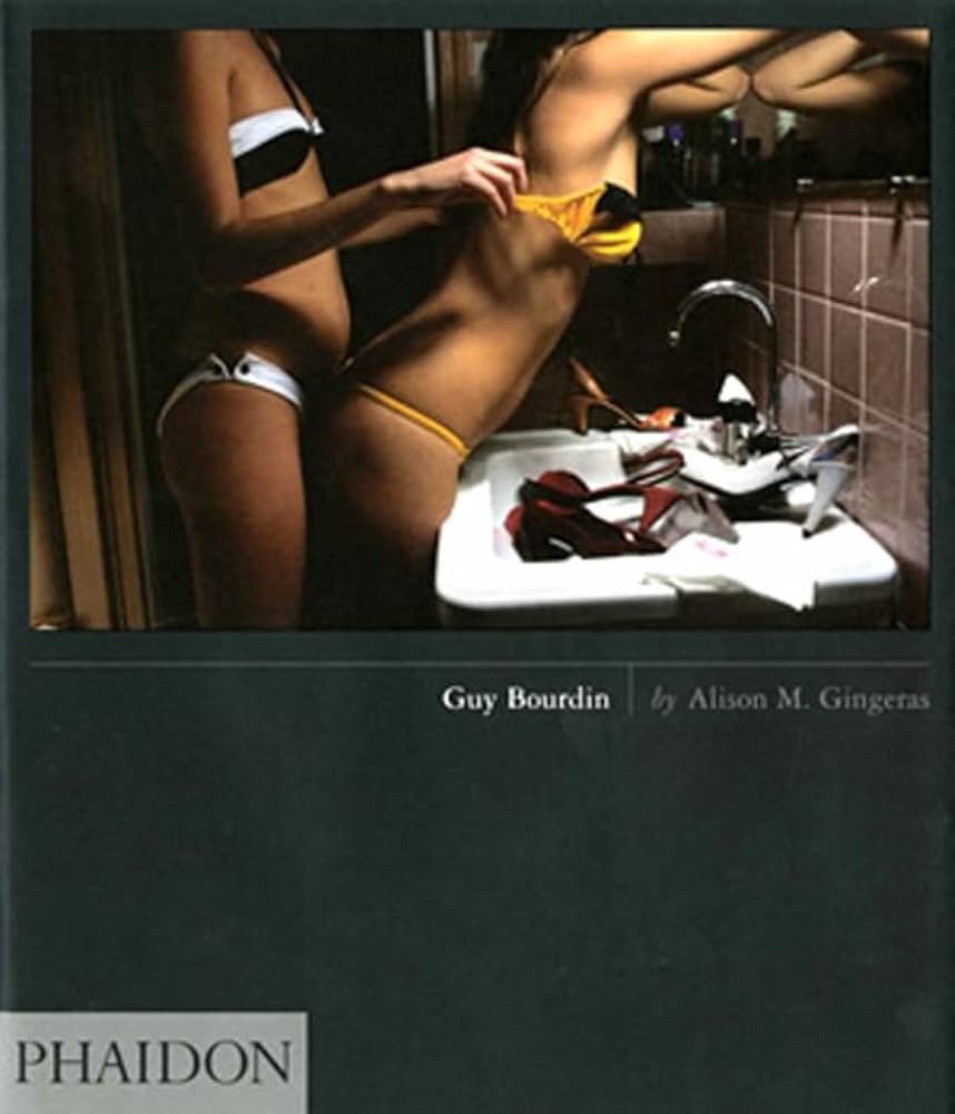 Amazon.com: Guy Bourdin: 9780714843032: Gingeras, Alison M