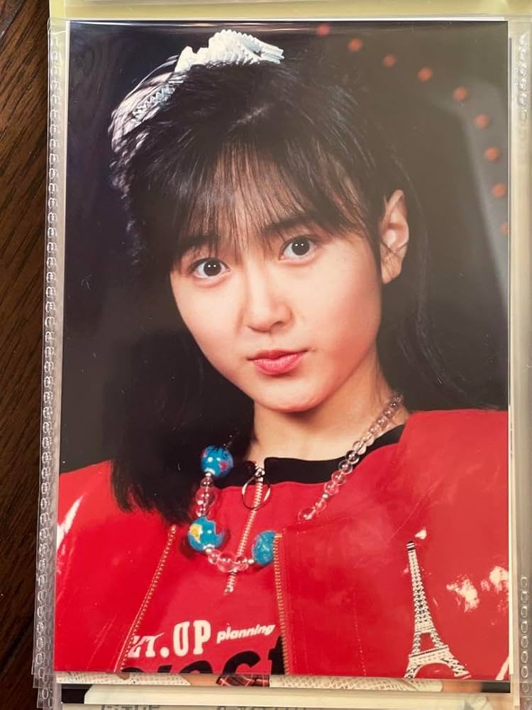 Amazon.co.jp: 生稲晃子 おニャン子クラブ 写真 2枚組セット グッズ