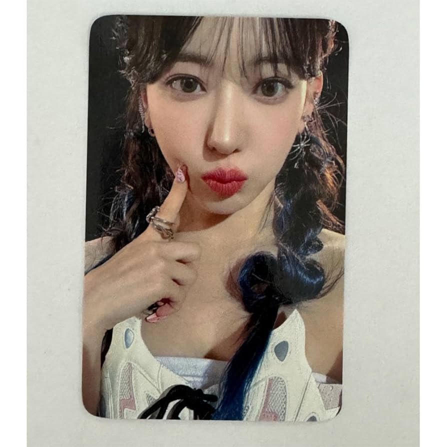 LESSERAFIM ルセラフィム CRAZY ユンジン サノク トレカ ルセラフィム