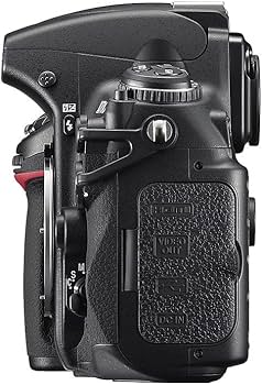 Amazon | Nikon デジタル一眼レフカメラ D700 ボディ | デジタル一眼