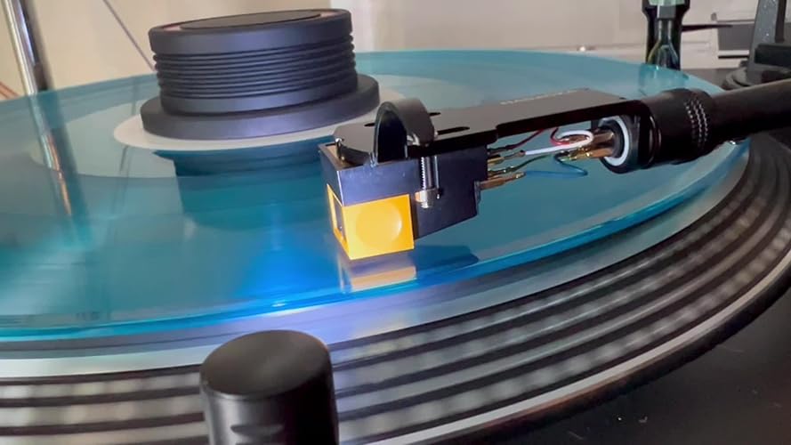 Amazon.co.jp: One Last Kiss(US Clear Vinyl) [Analog]: ミュージック