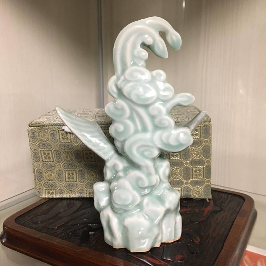 Amazon.co.jp: 箱付き 中国龍泉窯 青磁 鳳凰 一輪挿し 花器 花瓶