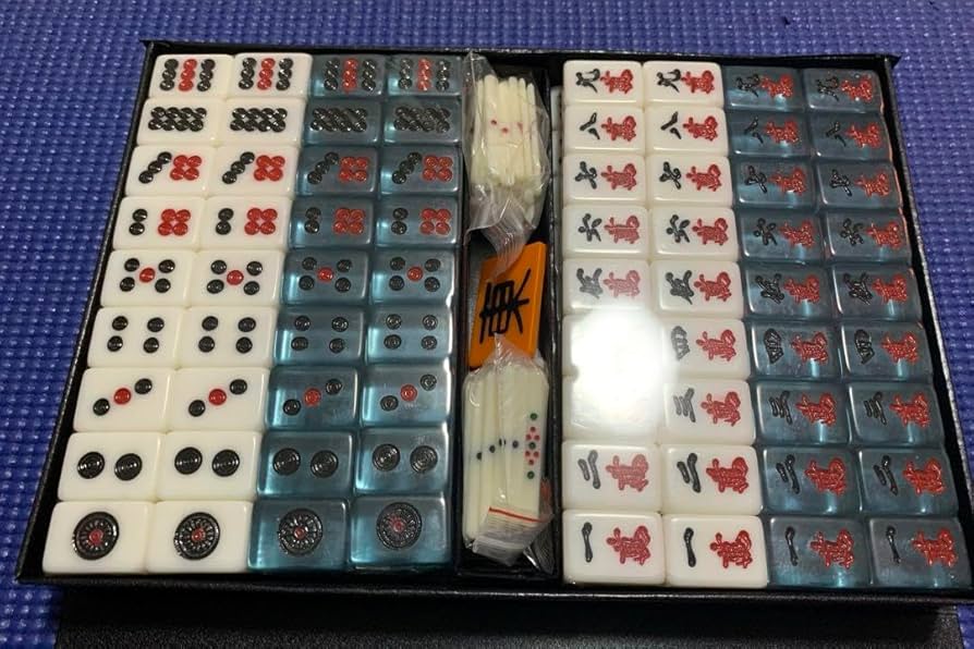 Amazon | 青氷雀牌 麻雀牌 クリア 透明 | 麻雀 | おもちゃ