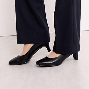 Amazon | 卑弥呼(ヒミコ) 5cmヒールブラックパンプス/600003ブラック