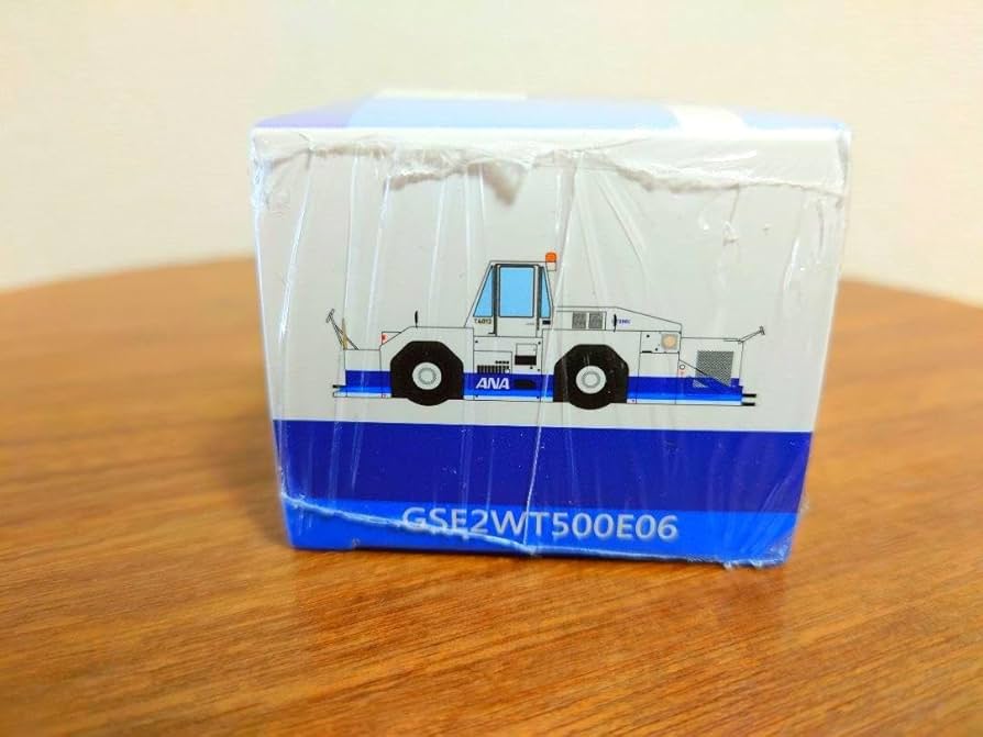 Amazon.co.jp: ANA トーイングカー コマツ WT500E 1 200 : おもちゃ