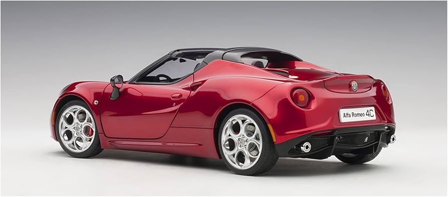 Amazon.co.jp: 最高の贈り物 1/18 アルファロメオ 4C スパイダー金属