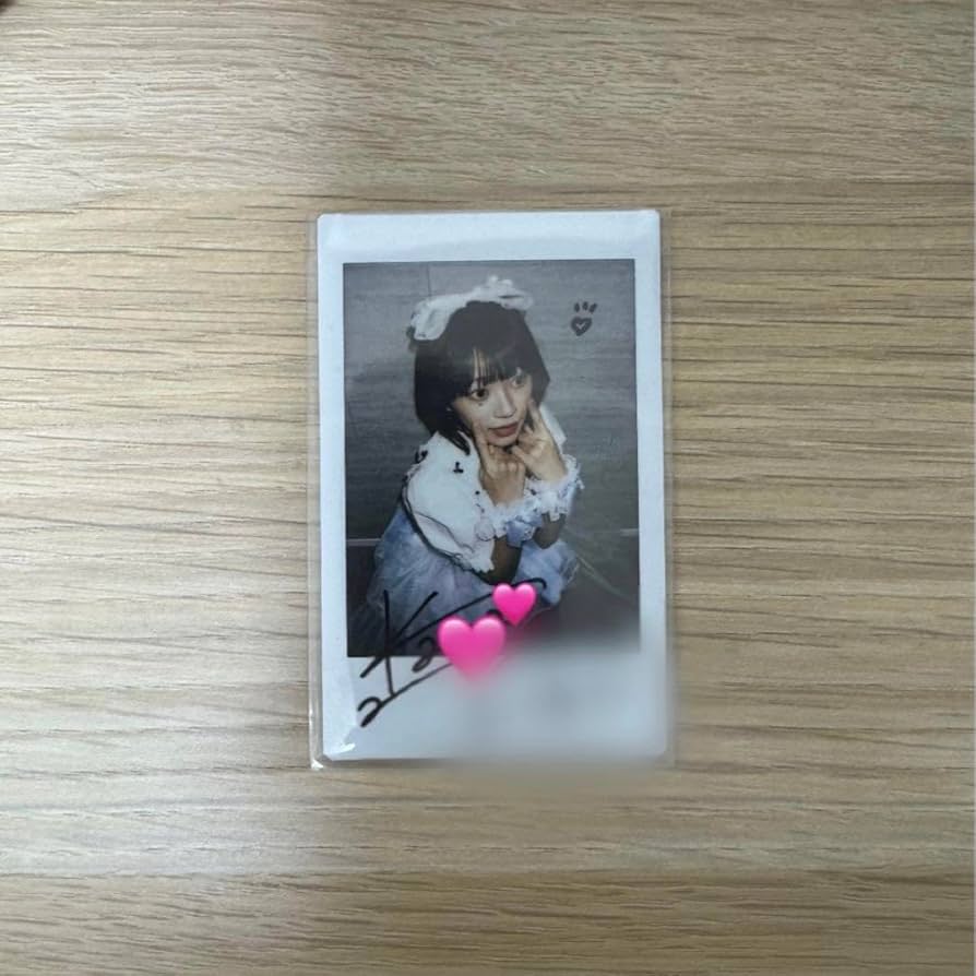 Amazon.co.jp: CUTIESTREET 板倉可奈 サイン入りチェキ オン特 LARME