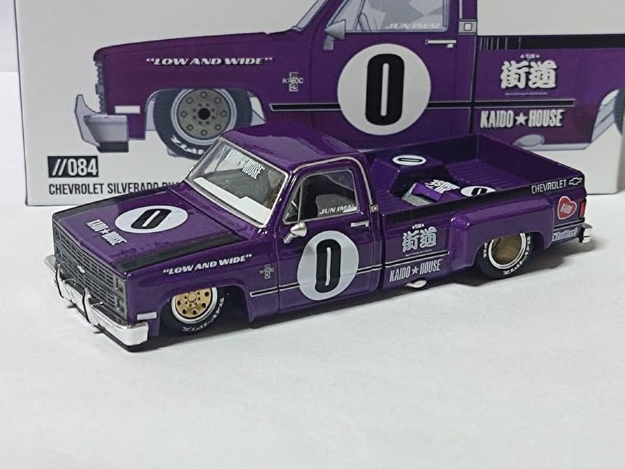 Amazon | MINI GT KAIDO HOUSE 1/64 CHEVROLET SILVERADO DUALLY V1