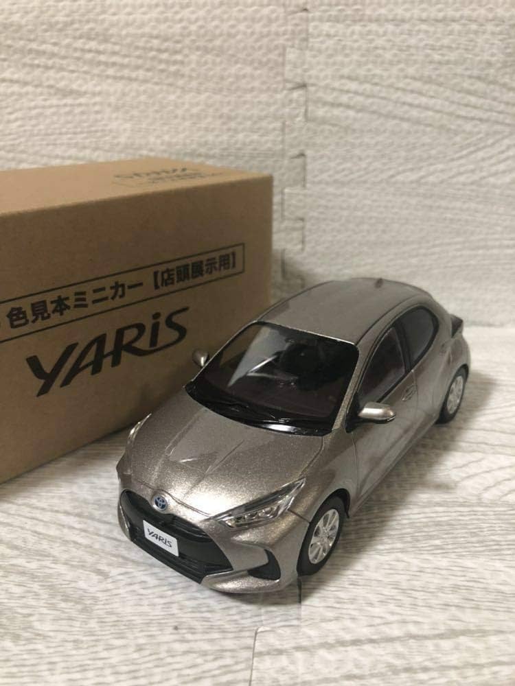 Amazon | 1/30 トヨタ 新型ヤリス YARIS 非売品 カラーサンプル