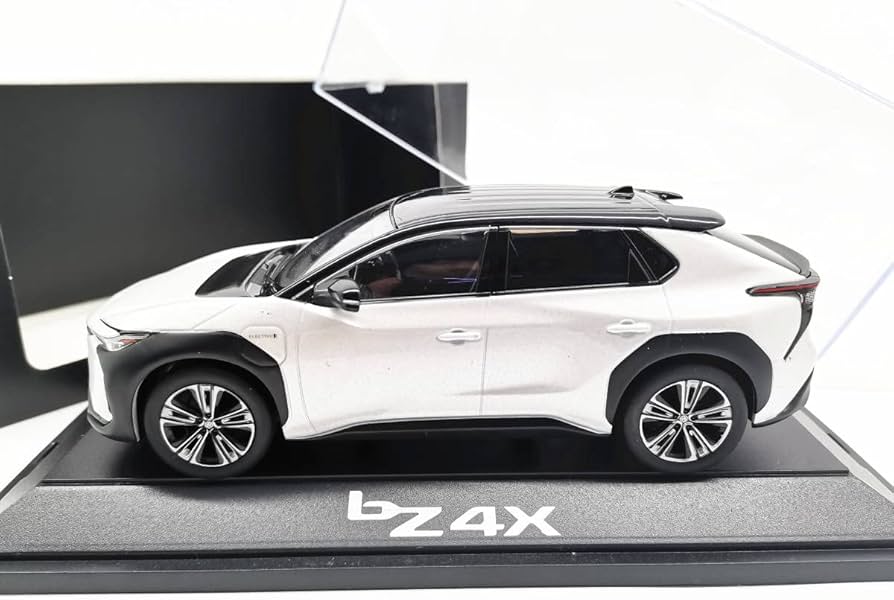 Amazon | 1/30 トヨタ bZ4X ブラックxプラチナホワイトパール