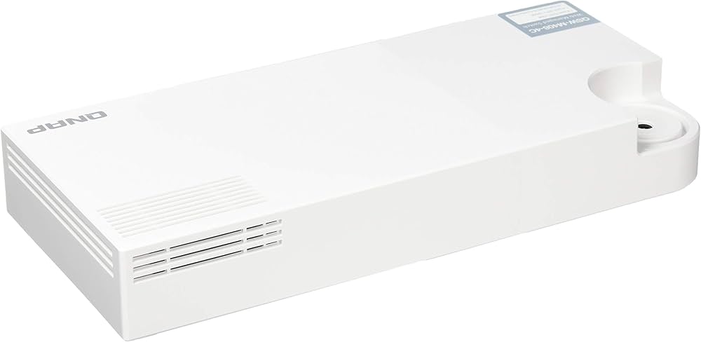 Amazon | QNAP(キューナップ)10GbE L2 Webマネージドスイッチ 4つの