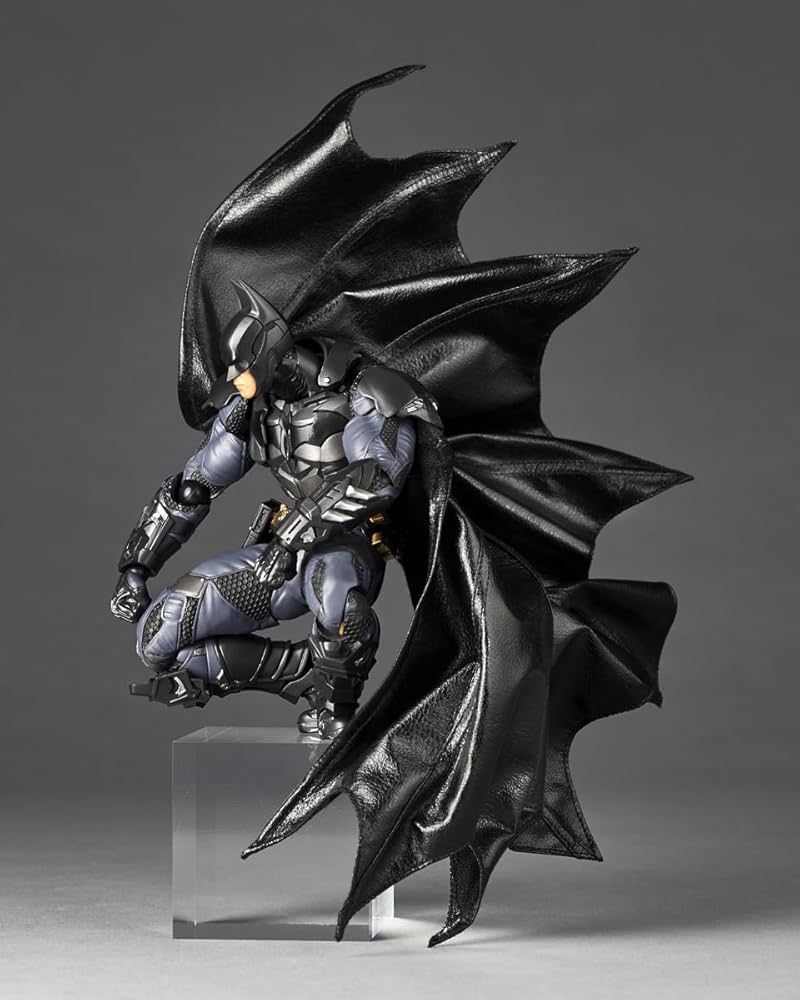 Amazon.co.jp: Revoltech アメイジングヤマグチ バットマン アーカム