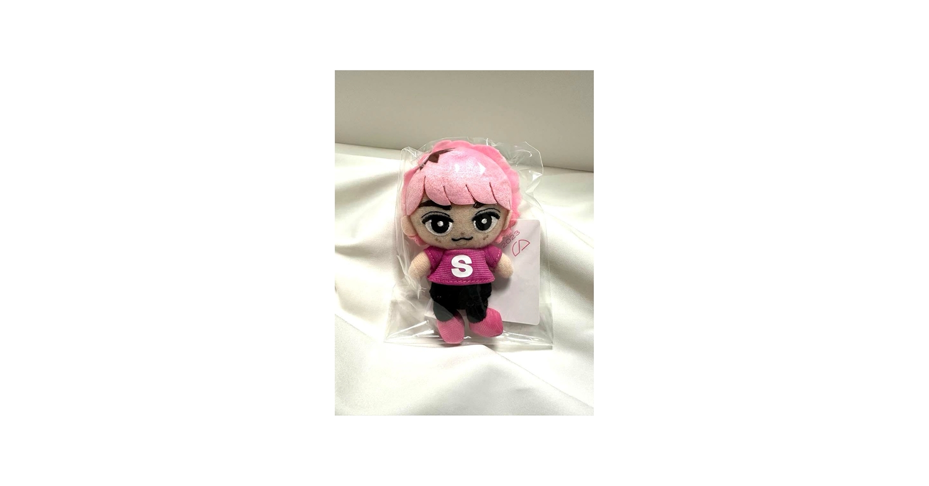 Amazon.co.jp: Snow Man すのチル ぬいぐるみ 佐久間大介 : おもちゃ