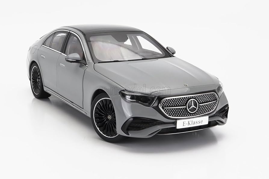 Amazon.co.jp: ミニカー 1/18 メルセデス ベンツ Eクラス ノレブ NOREV