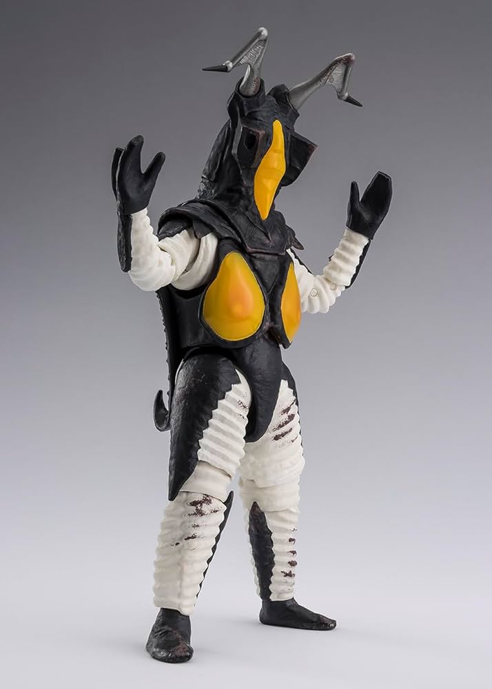 Amazon.co.jp: TAMASHII NATIONS S.H.フィギュアーツ ウルトラマン