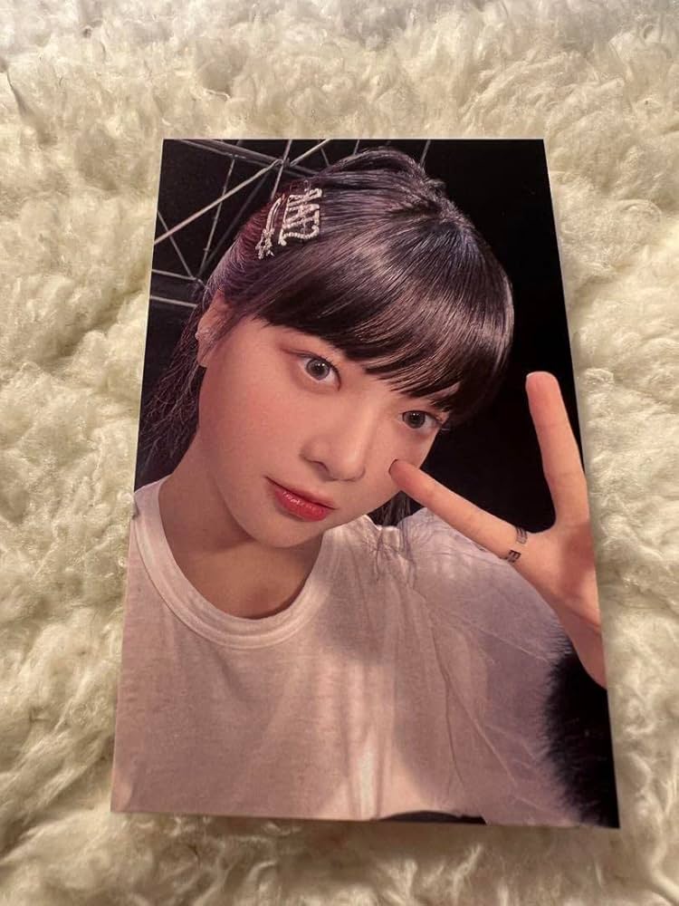 Amazon.co.jp: ルセラフィムLe SserafimトレカHMVラッキードローラキド