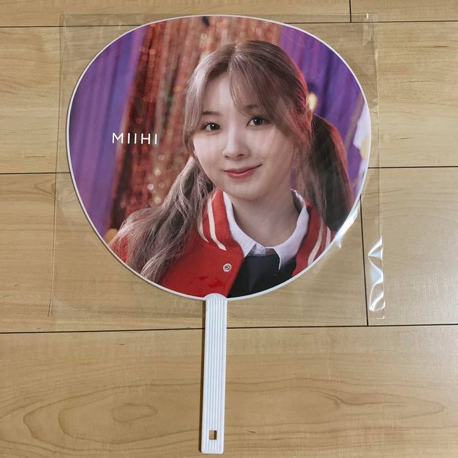 初期 レア❗️niziu 大量 うちわ 一番くじ CD DVD まとめ売り ミイヒ