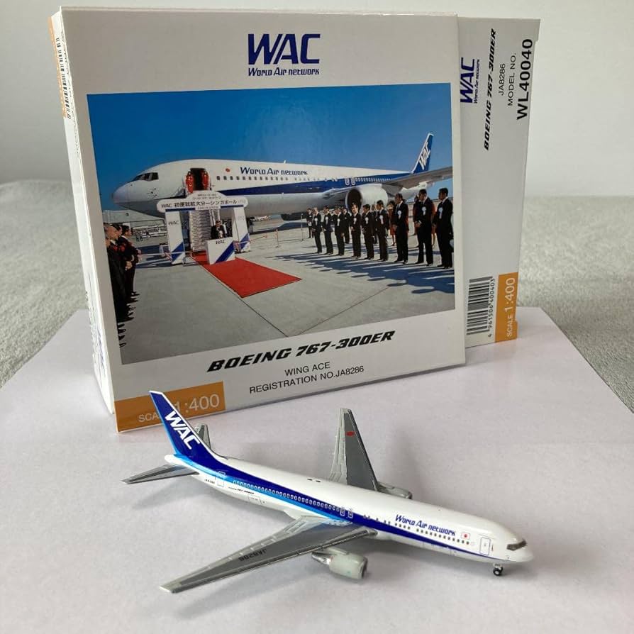 Amazon.co.jp: モデルプレーン ANA WAC B767-300ER ワールドエア