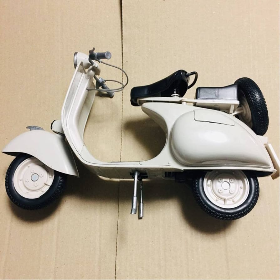 Amazon | New Ray 1/6 スケールモデル VESPA Piaggio 150VL 1T 1955 約