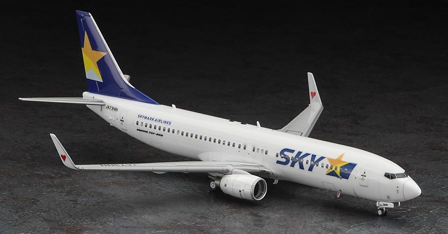 Amazon | ハセガワ 1/200 スカイマーク ボーイング 737-800 プラモデル