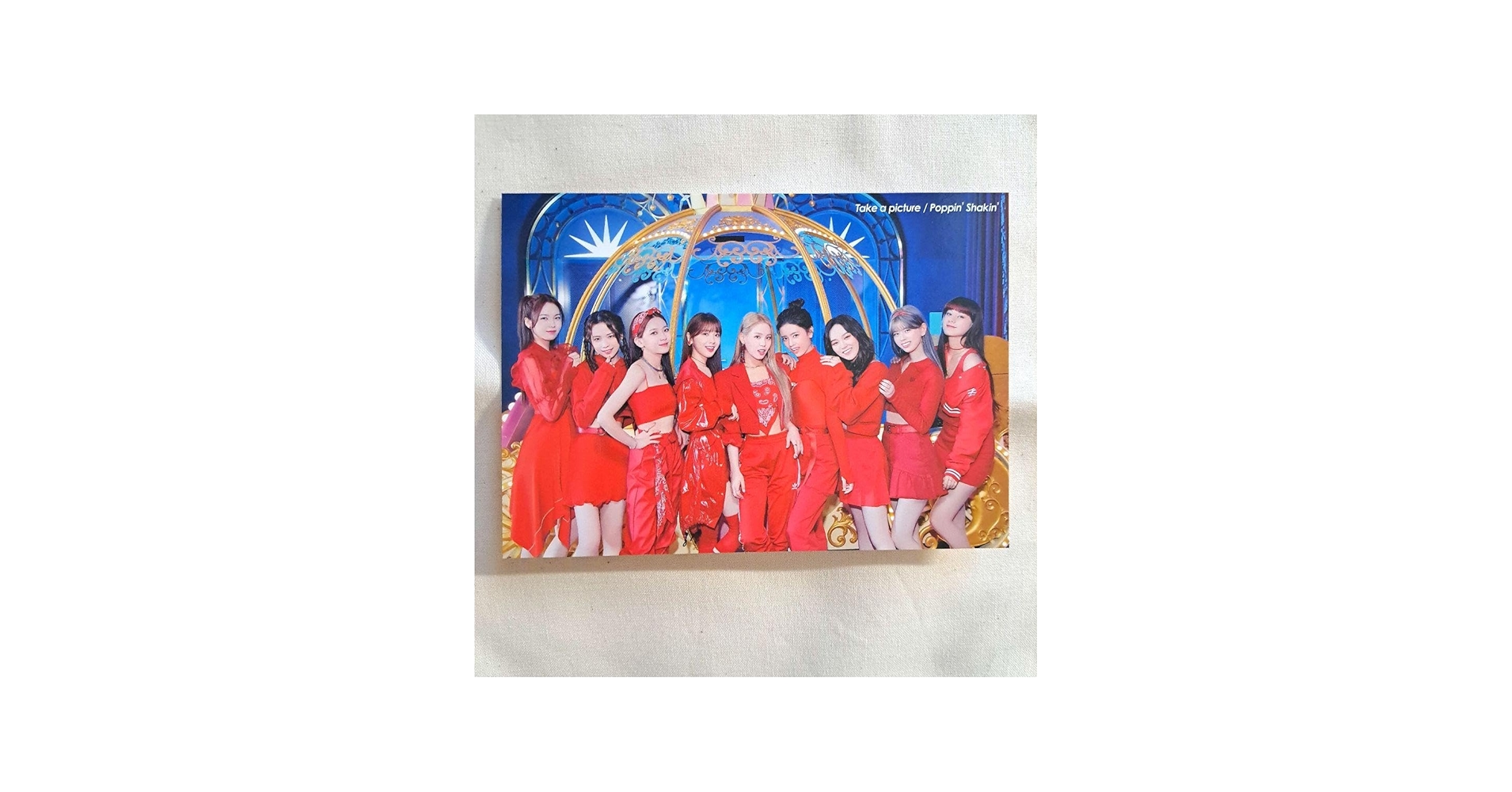 Amazon.co.jp: NiziU Take a Picture ラントレ オール 赤衣装