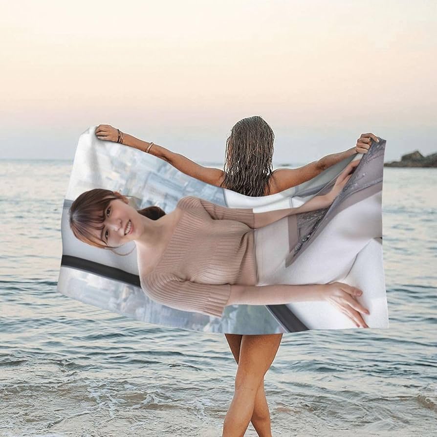 Amazon｜バスタオル 写真 吸水速乾 長濱ねる2 ホテル仕様 マイクロ