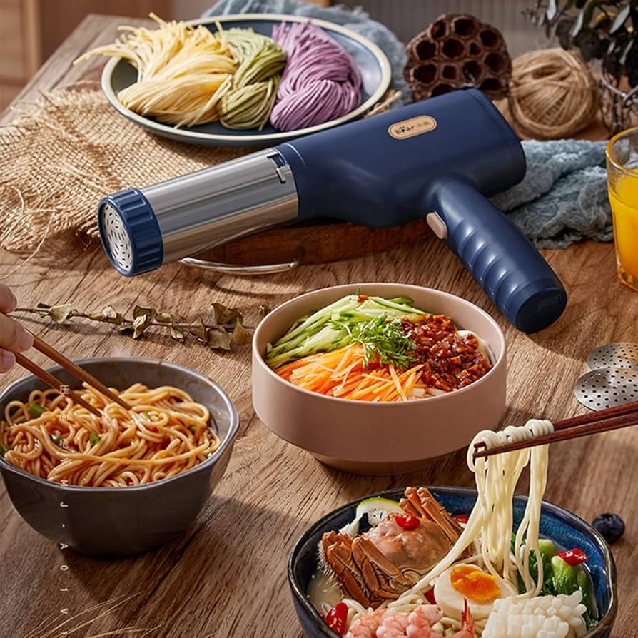Amazon | ハンドヘルドパスタマシン製麺機 電気麺プレス機自動電気