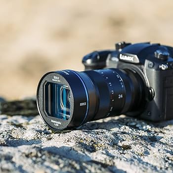 Amazon.com : SIRUI 24mm Anamorphic Lens F2.8 1.33X APS-C Camera
