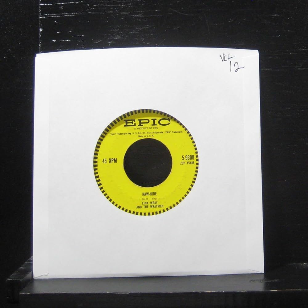 Amazon.com: Link Wray And the Wraymen - Dixie-Doodle / Raw-Hide