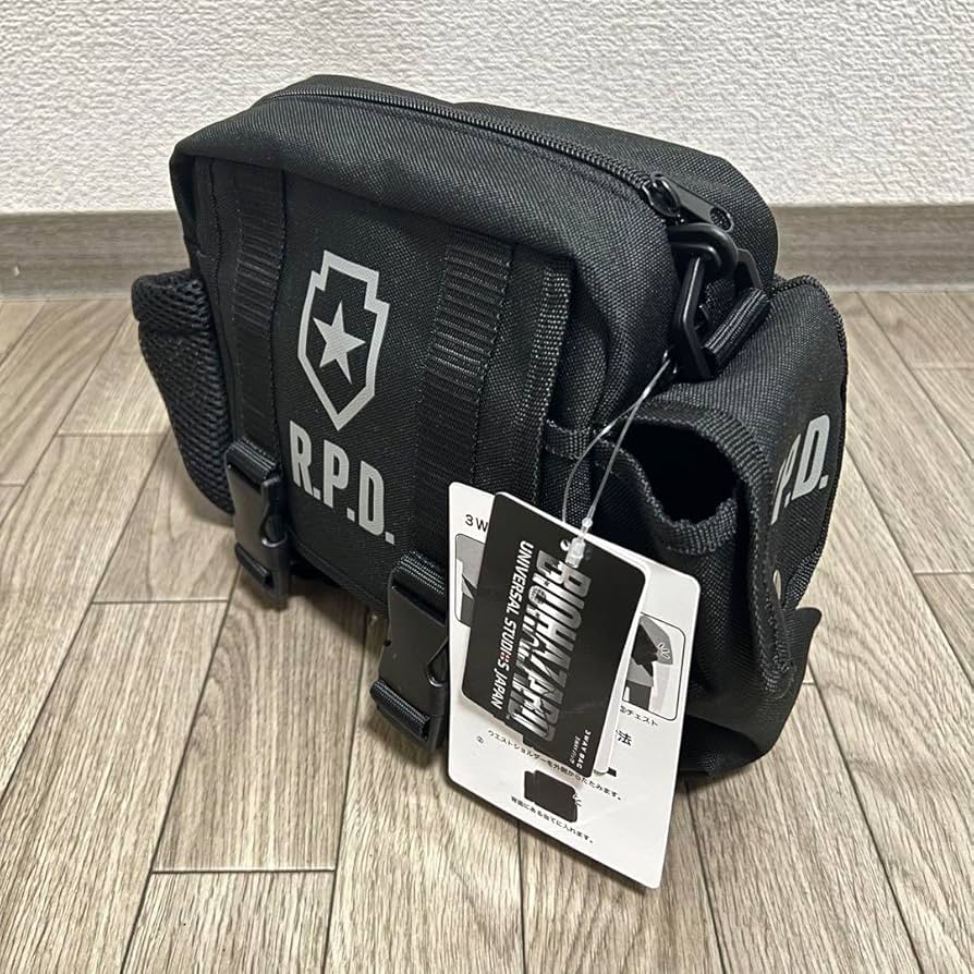 Amazon.co.jp: USJ ユニバ バイオハザード ショルダーバッグ 3WAY