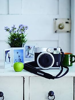 Amazon | 富士フイルム(FUJIFILM) インスタントカメラ チェキ instax