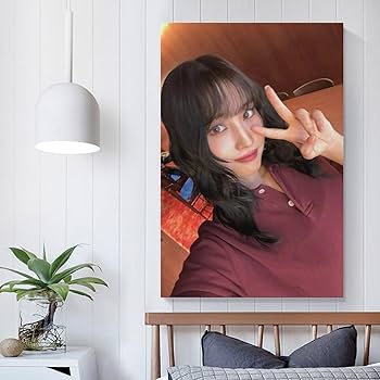 Amazon.co.jp: TWICEモモ平井 もも ポスター 韓流 かっこいいですの