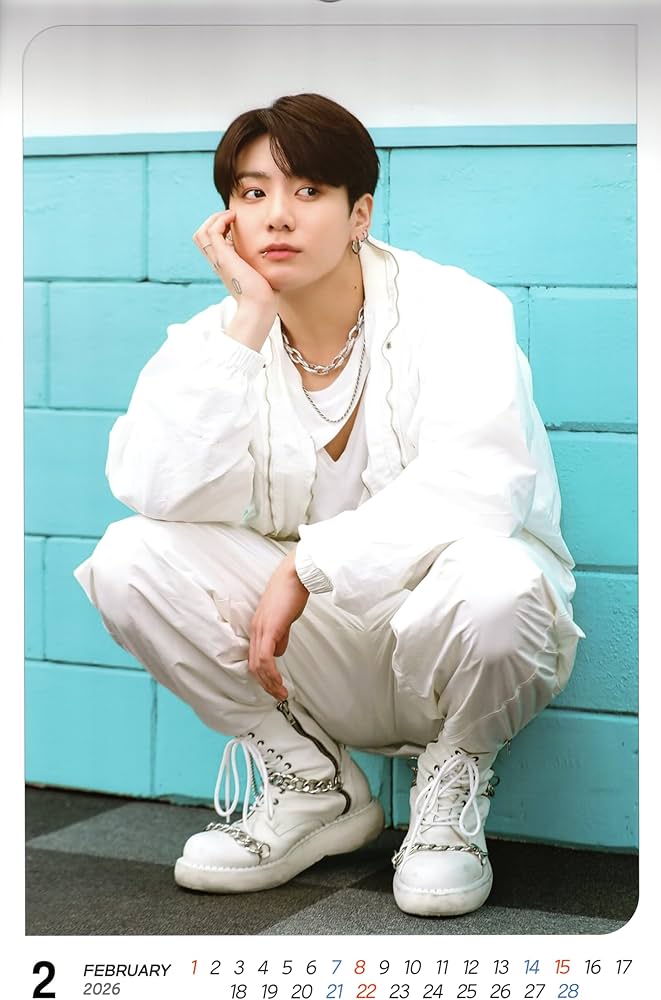 Amazon | ジョングク グッズ 大判 壁掛け カレンダー 2026年 (令和8年