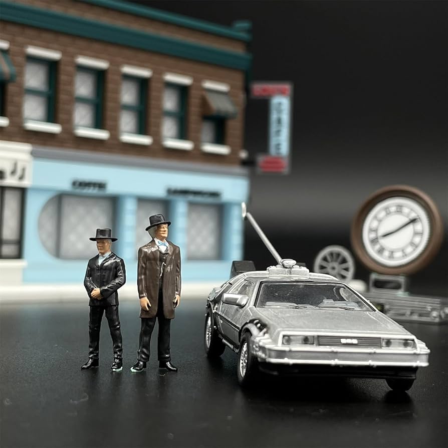 Amazon.co.jp: 『バック・トゥ・ザ・フューチャー』1/64 Scale Figure