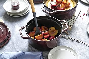 Amazon.com: Staub Cast Iron 2.75-qt Round Cocotte - Grenadine