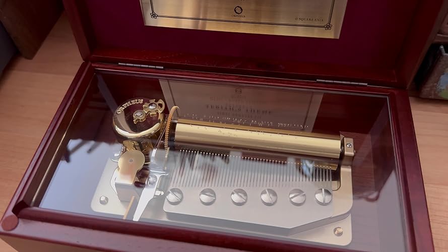 Amazon | ファイナルファンタジーVII 50弁オルゴール ＜エアリスの