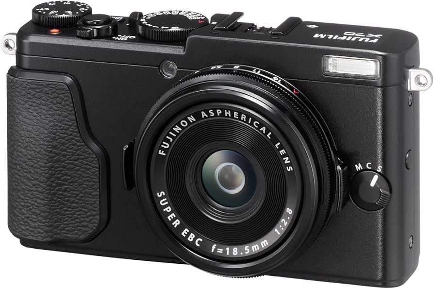 Amazon.com : Fujifilm X70 Digital Camera (Black) : Electronics