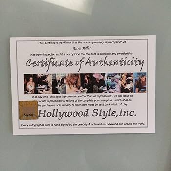 Amazon.co.jp: エズラミラー直筆サイン入り写真…Ezra Miller… : おもちゃ