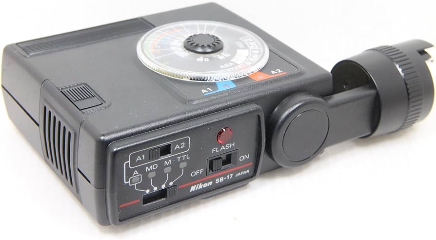 Amazon | Nikon スピードライト SB-17(F3専用) | Nikon | フラッシュ