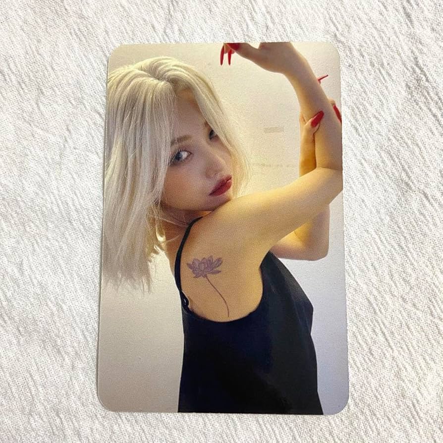 Amazon.co.jp: (G)I-DLE ソヨン「I LOVE 」Shoppe 特典トレカ : おもちゃ