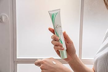 Amazon.co.jp: ラミュー UVプロテクトウォータリークリーム 美容液+