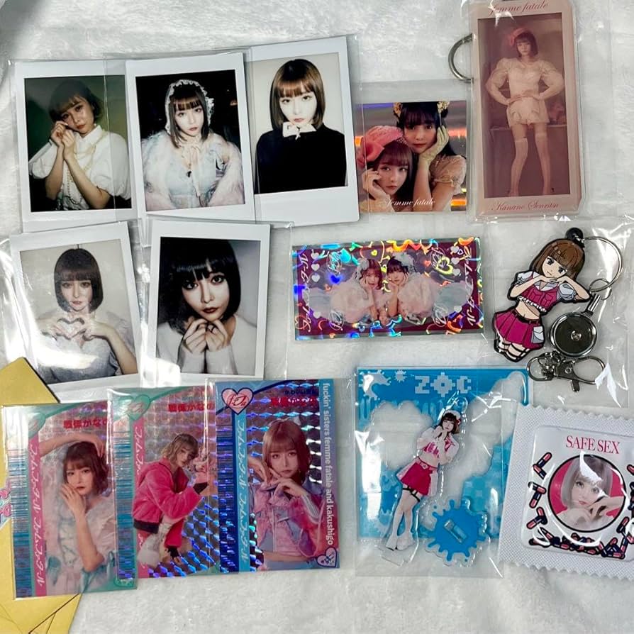 Amazon | 戦慄かなの グッズ チェキ アクスタ 悪魔のキッス zoc