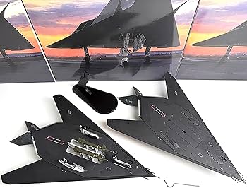 Amazon.co.jp: 1/72スケールUSAF F-117ナイトホーク攻撃機モデル合金