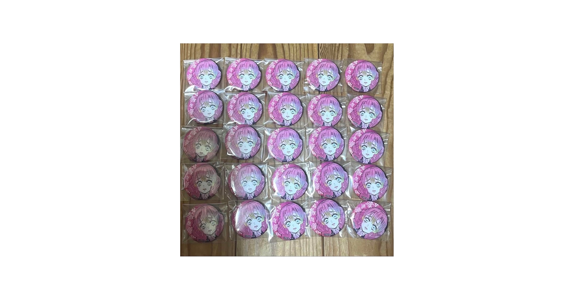 Amazon.co.jp: 鬼滅 甘露寺蜜璃 缶バッジ まとめ売り T7G6 : おもちゃ