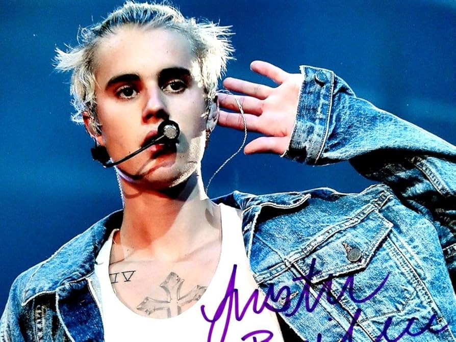 Amazon.co.jp: ジャスティンビーバー直筆サイン入り写真…顔アップ