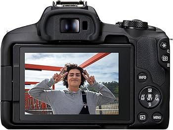 Amazon Canada: Canon EOS R50 Mirrorless Camera RF-S18-45mm F4.5