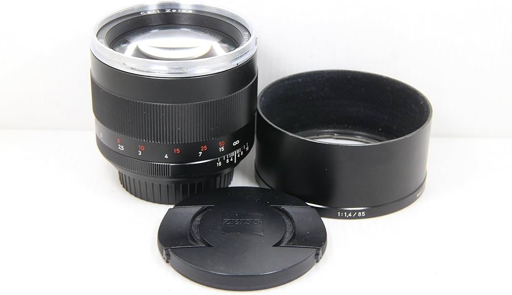 Amazon.co.jp: Carl Zeiss Planar T*1.4/85 ZE (キャノンEF) : 家電