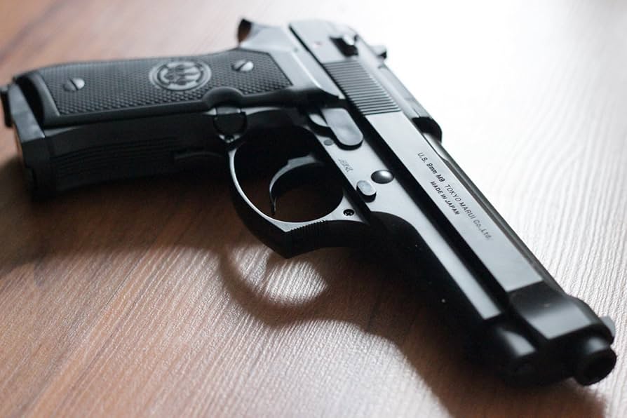 Amazon | 東京マルイ No.1 M92Fミリタリーモデル 10歳以上電動ブロー